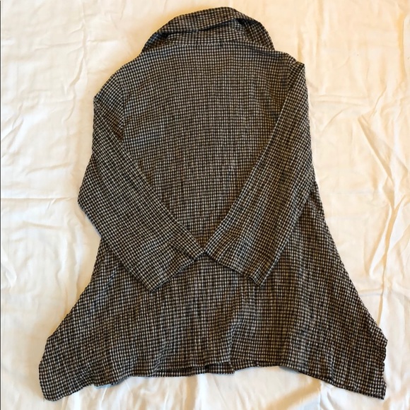 Button Up Trench Coat Style Shirt - Picture 6 of 7